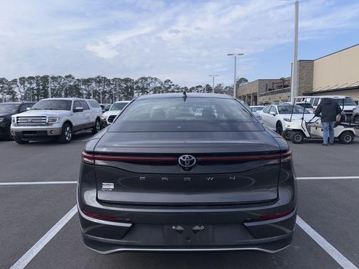 2023 Toyota Crown XLE