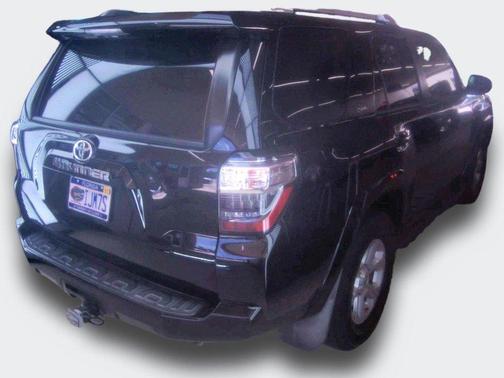 Midnight Black Metallic 2018 Toyota 4Runner SR5 Premium