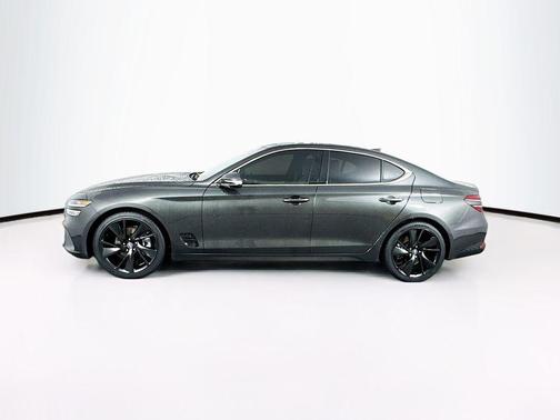 2023 Genesis G70 2.0T RWD