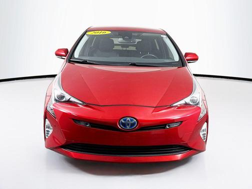 2016 Toyota Prius Four Touring
