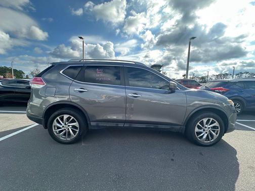 2015 Nissan Rogue SL