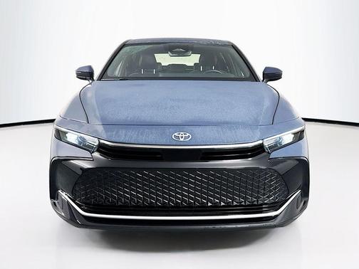 2025 Toyota Crown XLE