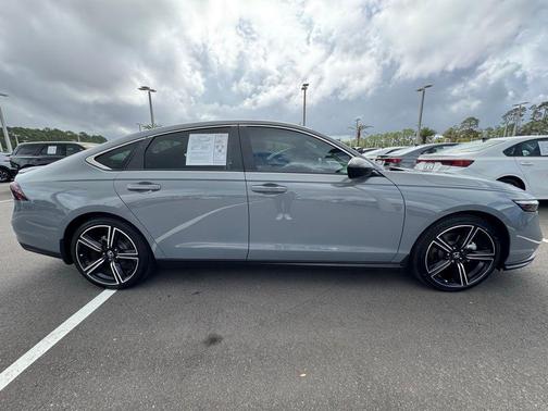 2025 Honda Accord Hybrid Base