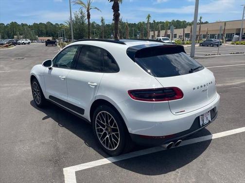 2018 Porsche Macan Base