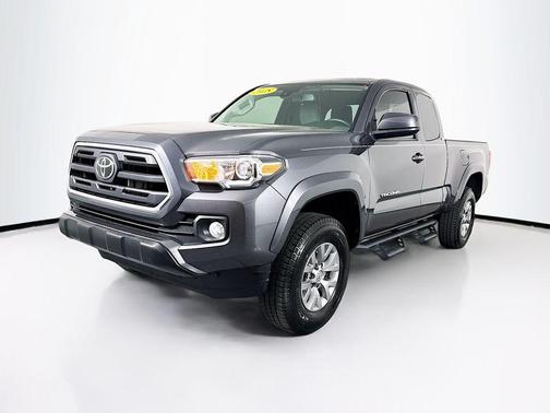2018 Toyota Tacoma SR5