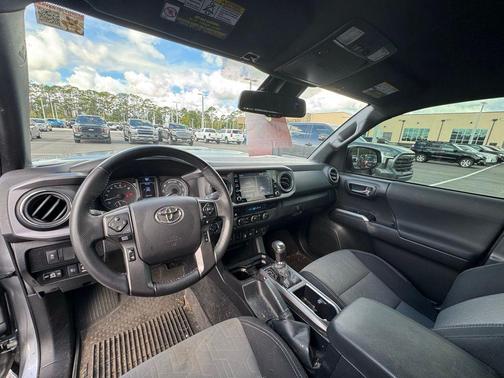 2022 Toyota Tacoma SR5