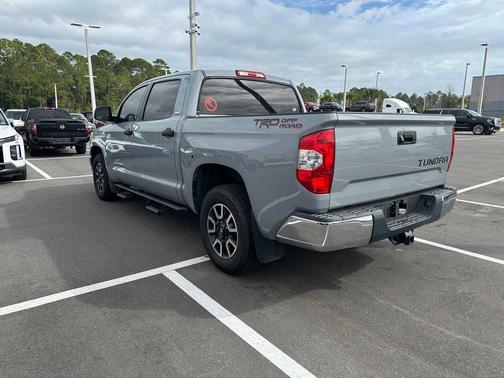 2018 Toyota Tundra SR5