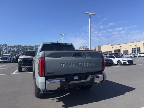 2025 Toyota Tundra SR5