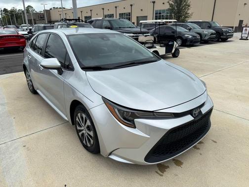 2022 Toyota Corolla Hybrid SE