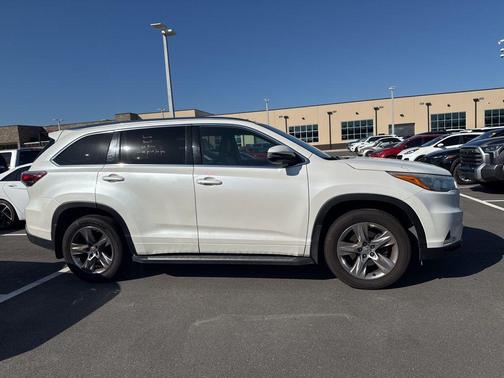 2015 Toyota Highlander Limited Platinum