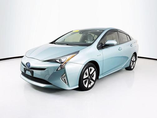 2017 Toyota Prius Three Touring
