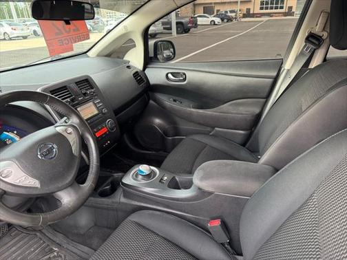 2015 Nissan Leaf S