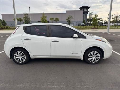 2015 Nissan Leaf S