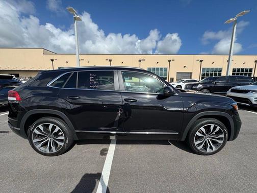 2021 Volkswagen Atlas Cross Sport 3.6L V6 SEL R-Line