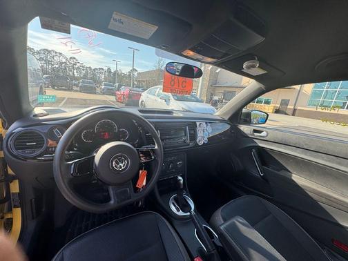 2015 Volkswagen Beetle 1.8T