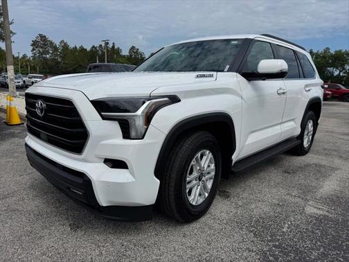 2025 Toyota Sequoia SR5