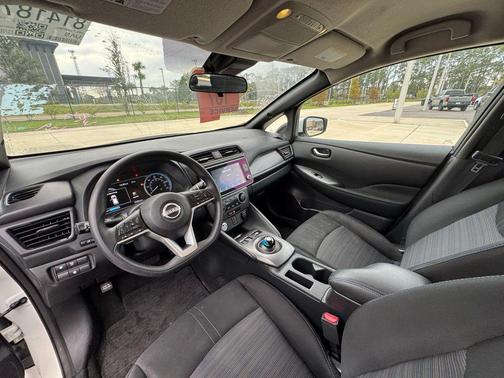 2023 Nissan Leaf S 40 kWh
