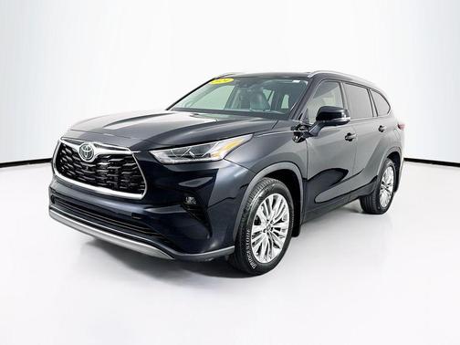 2024 Toyota Highlander Platinum