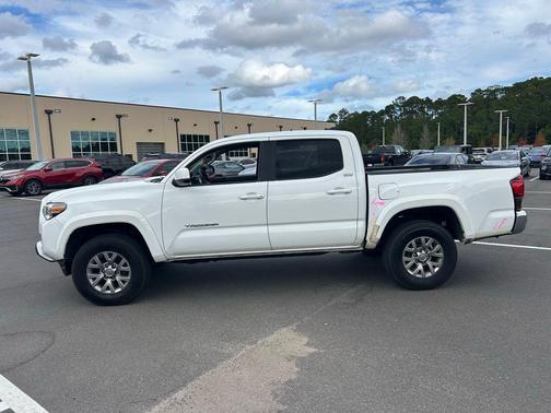 2018 Toyota Tacoma SR5