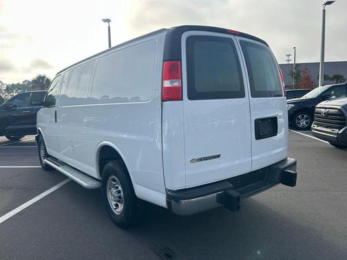 2024 Chevrolet Express 2500 Work Van