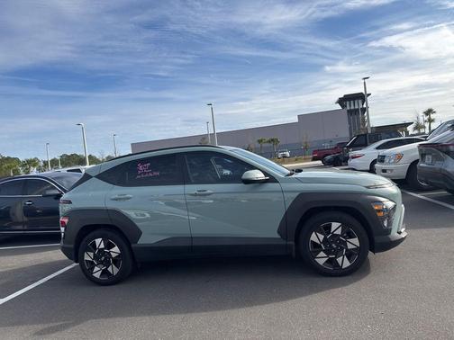 2024 Hyundai KONA SEL