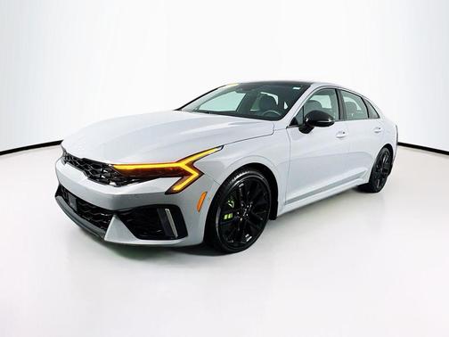 2025 Kia K5 GT