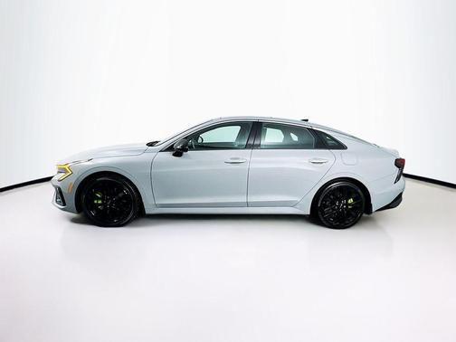 2025 Kia K5 GT