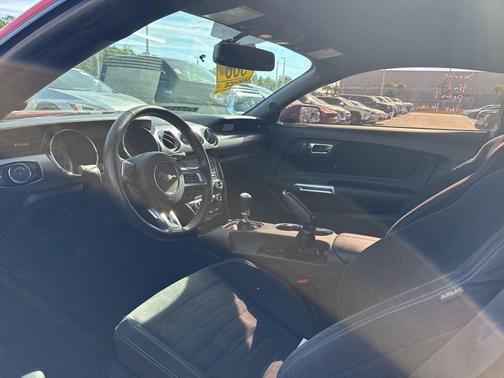 2017 Ford Mustang GT