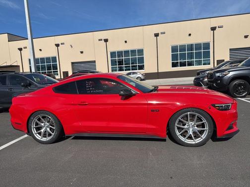 2017 Ford Mustang GT
