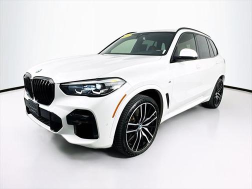 2022 BMW X5 M50i