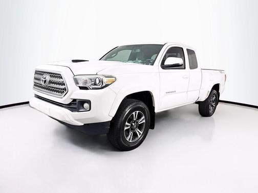 Super White 2017 Toyota Tacoma TRD Sport