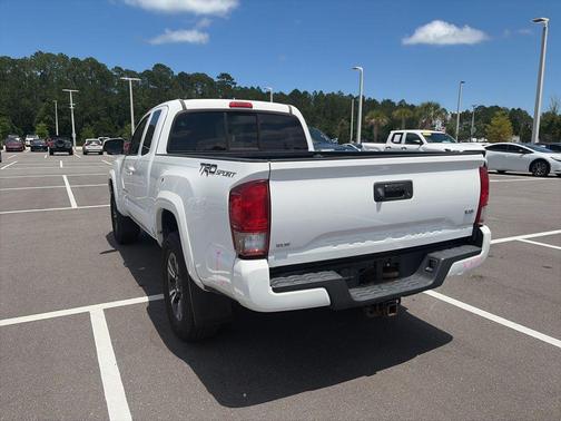 Super White 2017 Toyota Tacoma TRD Sport