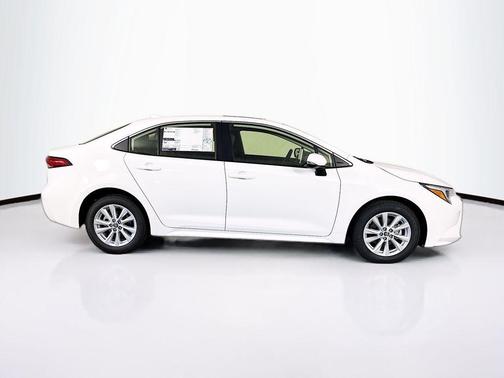 2026 Toyota Corolla Hybrid XLE