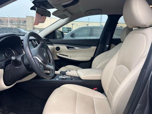 2019 INFINITI QX50 Pure