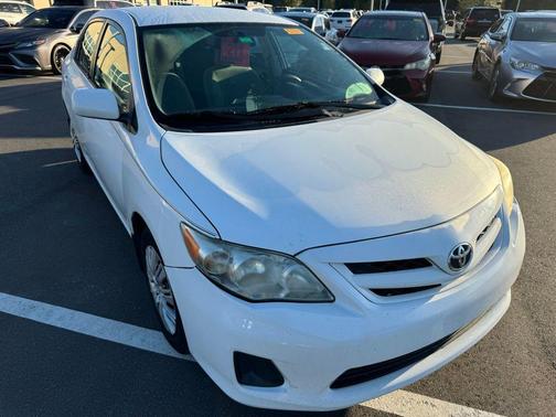 2011 Toyota Corolla LE