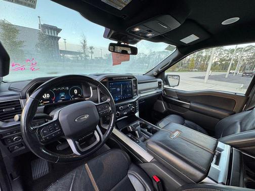 2022 Ford F-150 Platinum