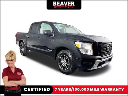 2023 Nissan Titan SV