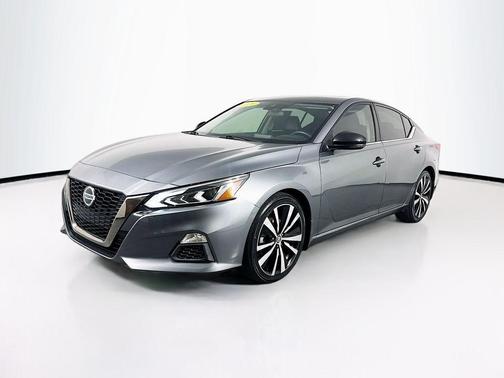 2020 Nissan Altima SR VC-Turbo FWD