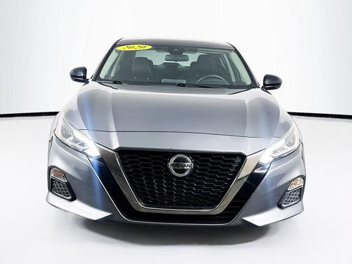 2020 Nissan Altima SR VC-Turbo FWD