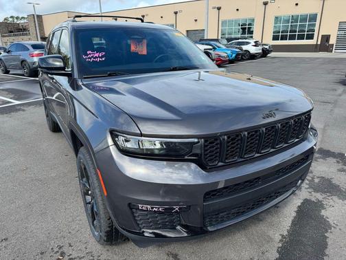 2022 Jeep Grand Cherokee L Altitude