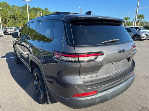2022 Jeep Grand Cherokee L Altitude