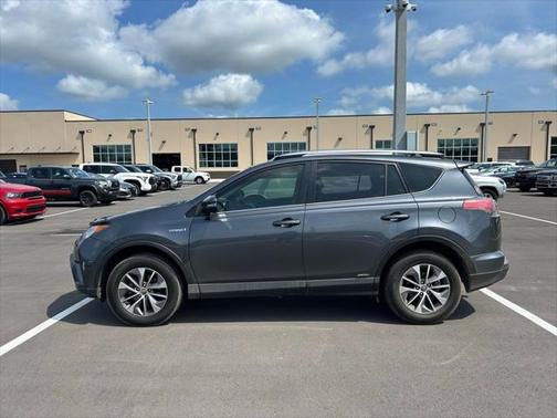 2018 Toyota RAV4 Hybrid XLE