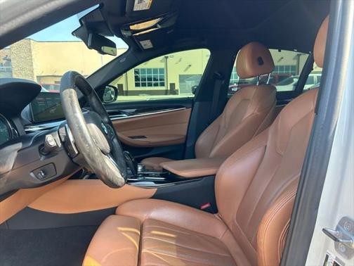 2018 BMW 540 540i