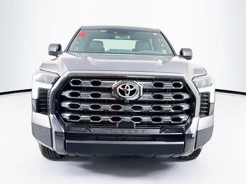 2026 Toyota Tundra Hybrid Platinum