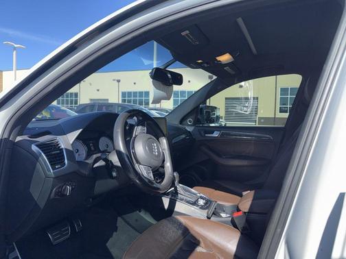 2015 Audi SQ5 3.0T Prestige