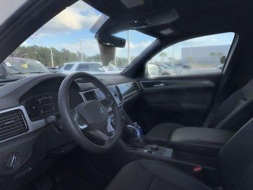 2023 Volkswagen Atlas Cross Sport 3.6L V6 SEL