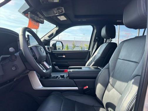 2025 Toyota Sequoia Platinum