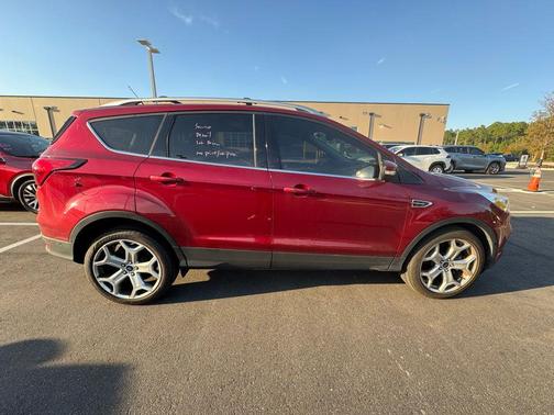 2019 Ford Escape Titanium