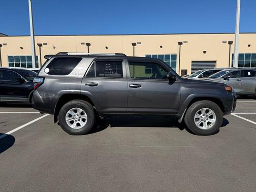 2019 Toyota 4Runner SR5