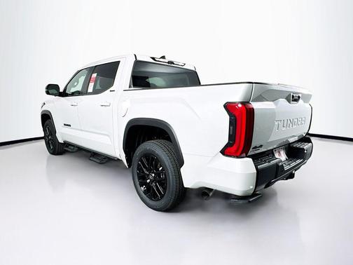 2026 Toyota Tundra Hybrid Platinum